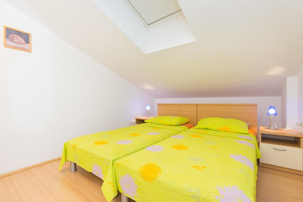 Apartments Ada Baška Esterno foto